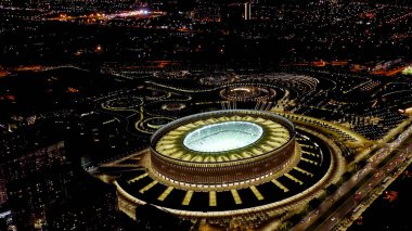 Krasnodar, Rusya - 26 Ağustos 2020: Krasnodar - Krasnodar şehrindeki bir futbol stadyumu. Halk Parkı Krasnodar (Galitsky Parkı). Gece Vakti, Hava Görüntüsü  