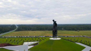 Rzhev, Rusya. Rzhev Anıtı 'ndan Sovyet askerine. 4K