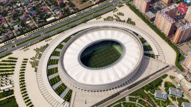 Krasnodar, Rusya - 28 Ağustos 2020: Krasnodar - Krasnodar şehrindeki bir futbol stadyumu. Halk Parkı Krasnodar (Galitsky Parkı). Yaz hava manzarası, Hava manzarası  