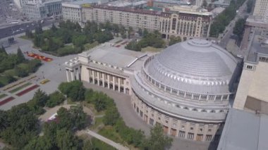 Novosibirsk Devlet Akademik Opera ve Bale Tiyatrosu. - Rusya. 4K