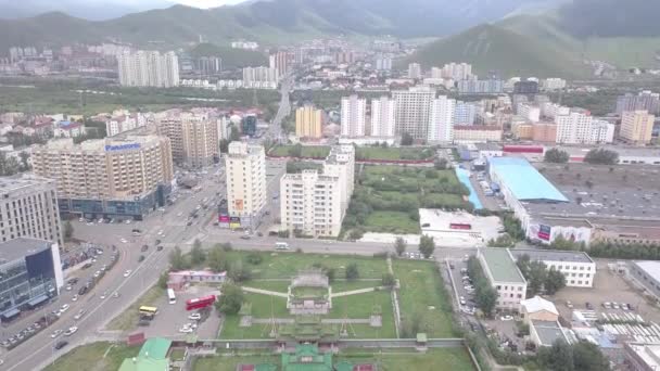Mongolie, Oulan-Bator. Palais d'hiver du Bogd Khan (Palais de Bogd Gegen). Le complexe est situé dans le district d'Oulan-Bator au sud-est de Bayanzurkh. 4K — Video