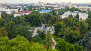 Krasnodar, Rusya. Catherine Meydanı 'ndaki İmparatoriçe II. Catherine Anıtı. Hava görüntüsü, Hava Görüntüsü  