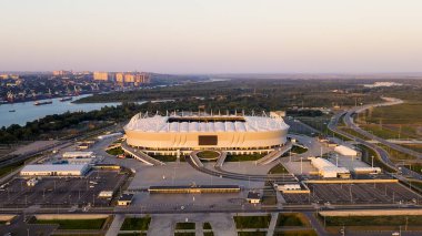 Rostov-on-Don, Rusya - 25 Ağustos 2020: Rostov Arena. Futbol stadyumu, Rostov-on-Don 'da futbol şampiyonası. Günbatımı Saati, Hava Görünümü  
