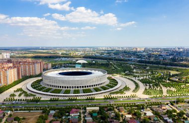 Krasnodar, Rusya - 29 Ağustos 2020: Krasnodar Park, Krasnodar Arena Stadyumu. Hava görünümü