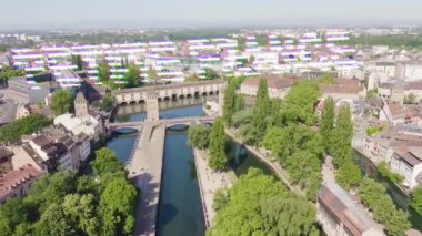 Strasbourg, Fransa. Çeyrek Petite France, Vauban Barajı. 4K