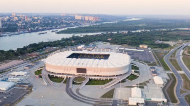 Rostov-on-Don, Rusya - 25 Ağustos 2020: Rostov Arena. Futbol stadyumu, Rostov-on-Don 'da futbol şampiyonası. Günbatımı Saati, Hava Görünümü  