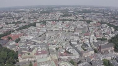 Krakow, Polonya. Ana Meydan. 13. yüzyılın büyük şehir meydanı. Tarihi merkezin manzarası. 4K