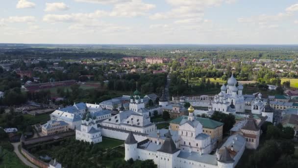 Rostov, Rusya. Rostov Kremlin. Büyük Rostov şehrinin en büyük cazibesi. 4K — Stok video