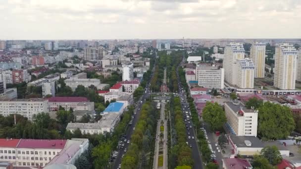 Krasnodar, Russia. Alexandrovsky Boulevard. Monument to the Holy Great Martyr Catherine with a fountain. Triumphal Arch. Aerial view. 4K — Stock Video