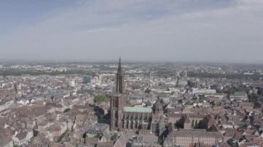 Strasbourg, Fransa. Şehrin tarihi kısmı, Strasbourg Katedrali. 4K