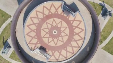 Kazan, Rusya. Kazan Aile Merkezi 'nin (Düğün Sarayı) hava görüntüsü. 4K