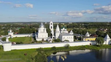 Pereslavl-Zalessky, Rusya. Nikitsky Manastırı - Rus Ortodoks Kilisesi 'nin Pereslavl Piskoposluğu Manastırı. 4K