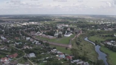 Suzdal, Rusya. Uçuş. St. Euthymius Kurtarıcı Manastırı 1352 yılında Suzdal 'da kurulmuş bir manastır. 4K