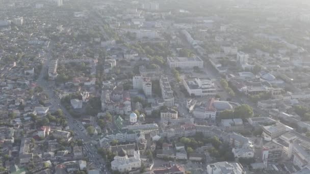 Simferopol, Krim. Stadtpanorama bei Sonnenuntergang. Ministerrat der Republik Krim, Leninplatz. 4K — Stockvideo