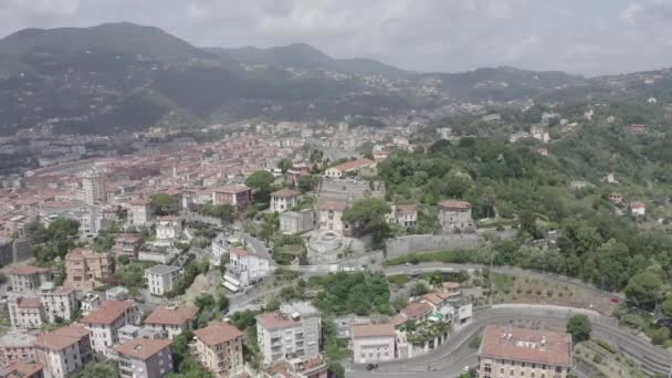 La Spezia, Italia. Cerro del Poggio. Vista de la ciudad. 4K — Vídeo de stock