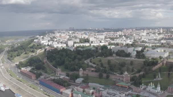 Nizhny Novgorod, Rusia. Vista aérea del Kremlin de Nizhny Novgorod. 4K — Vídeos de Stock