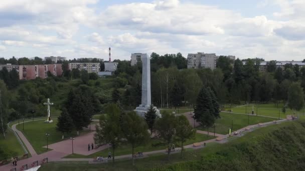 Rzhev, Rosja. Obelisk dla wyzwolicieli Rzheva. 4K — Wideo stockowe