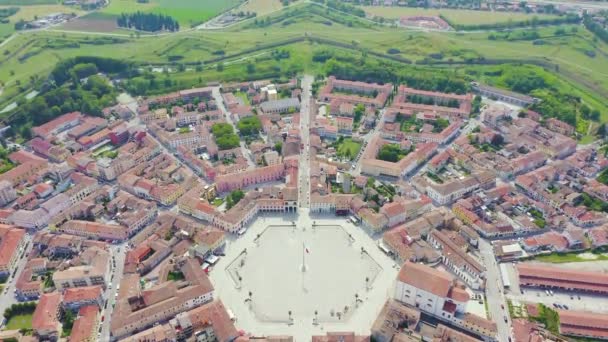 Palmanova, Udine, Italien. Ett föredömligt befästningsprojekt av sin tid fastställdes 1593. 4K — Stockvideo