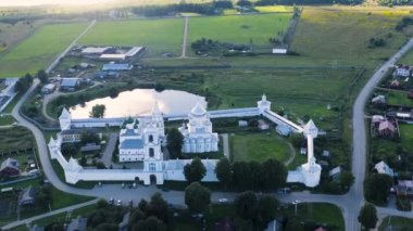 Pereslavl-Zalessky, Rusya. Nikitsky Manastırı - Rus Ortodoks Kilisesi 'nin Pereslavl Piskoposluğu Manastırı. 4K