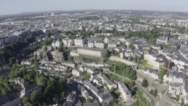 Люксембург, історичний центр міста вранці. 4K — стокове відео