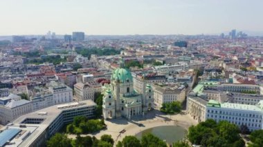 Viyana, Avusturya. Karlskirche, Viyana 'nın Karlsplatz eyaletinin güneyinde yer alan bir Katolik kilisesidir. 4K