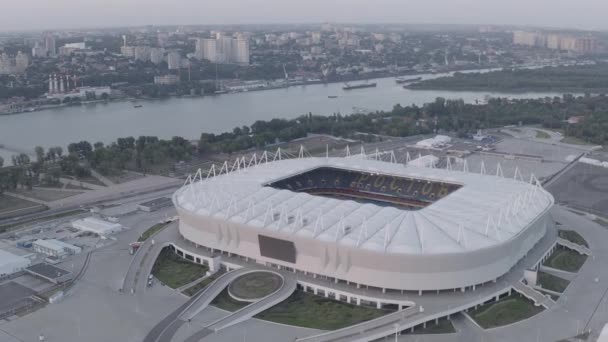 Rostov-on-Don, Rusya. Rostov Arena 'da. Futbol stadyumu, Rostov-on-Don 'da futbol şampiyonası. Gün batımı zamanı. 4K — Stok video