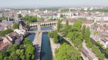 Strasbourg, Fransa. Çeyrek Petite France, Vauban Barajı. 4K