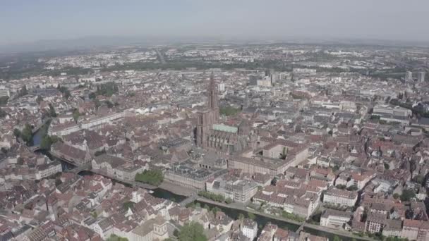 Strasburgo, Francia. La parte storica della città, Cattedrale di Strasburgo. 4K — Video Stock