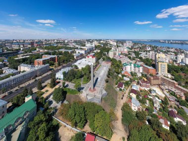 Voronezh, Rusya - 23 Ağustos 2020: Zafer Meydanı. Zafer Meydanı 'nda Stele. Voronezh 'in Kurtarıcıları Anıtı