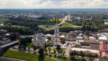 Rybinsk, Rusya. Rybinsk 'teki Spaso-Dönüşüm Katedrali (Tanrı' nın Dönüşümü Katedrali), Hava Görünümü  