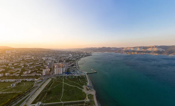 Novorossiysk Rusko Centrální Část Města Přístav Novorossiysk Bay Západ Slunce — Stock fotografie