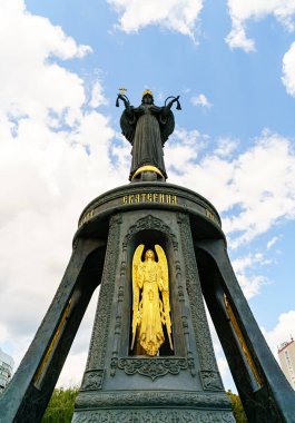 Krasnodar, Rusya - 27 Ağustos 2020: St. Catherine Çeşmesi. Aziz Catherine Anıtı