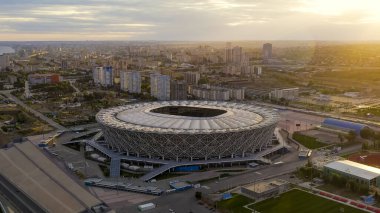 Volgograd, Rusya - 19 Eylül 2020 Volgograd Arena, ROTOR Stadyumu. Günbatımında görüntüle, Hava Görünümü  