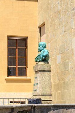 Lozan, İsviçre - 13 Temmuz 2019: Charles Veillon Anıtı