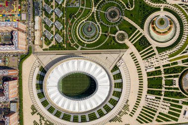 Krasnodar, Rusya - 29 Ağustos 2020: Pakr Krasnodar ve Krasnodar Futbol Stadyumu. Yaz, Hava Görünümü