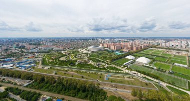 Krasnodar, Rusya - 27 Ağustos 2020: Krasnodar Stadyumu. Halk parkı, Krasnodar. Hava görünümü