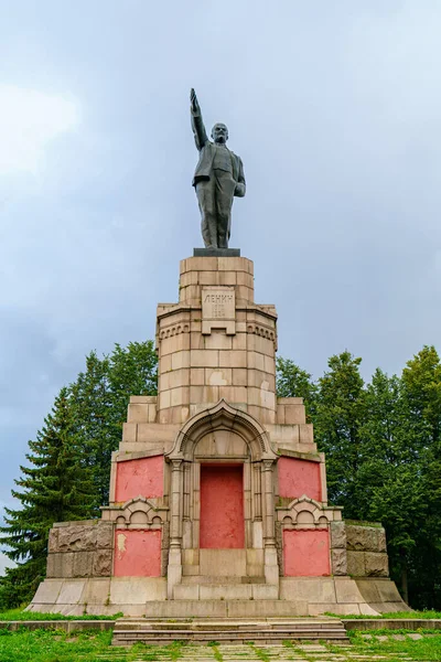 ロシアのホストロマ 2020年8月12日 Leninへの記念碑 中央公園 — ストック写真