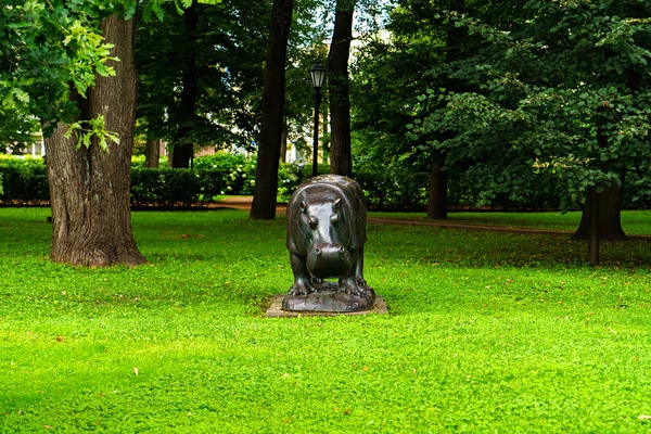 Jaroslawl Russland August 2020 Der Garten Des Gouverneurs Skulptur Schildkröte — Stockfoto