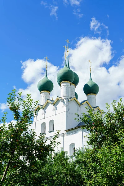Rostov Rusia Iglesia Gregorio Teólogo Jardín Metropolitano Kremlin Rostov —  Fotos de Stock