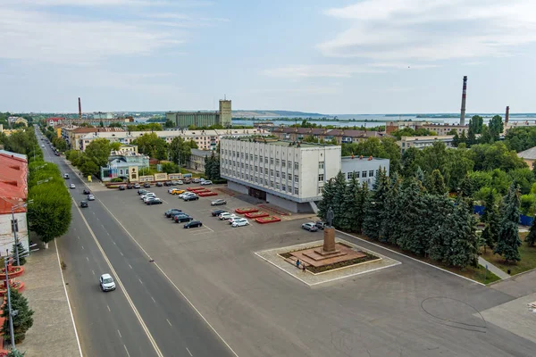 俄罗斯锡兹兰 中央广场与行政管理 从空中俯瞰城市中部的全景 — 图库照片