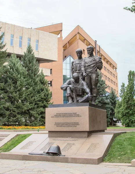 Monument Kazakhstani soldiers who died in Afghanistan. Almaty, K — Stock Photo, Image