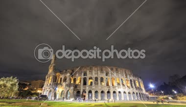 Gece Colosseum görünümü, Roma
