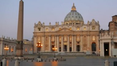 St. Peter Meydanı, Roma