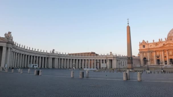 サン ピエトロ広場します。バチカン市国、ローマ、イタリア — ストック動画