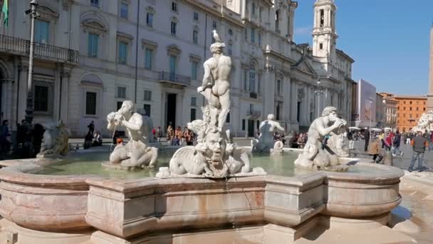 Фонтан Нептуна. Piazza Navona, Рим — стоковое видео