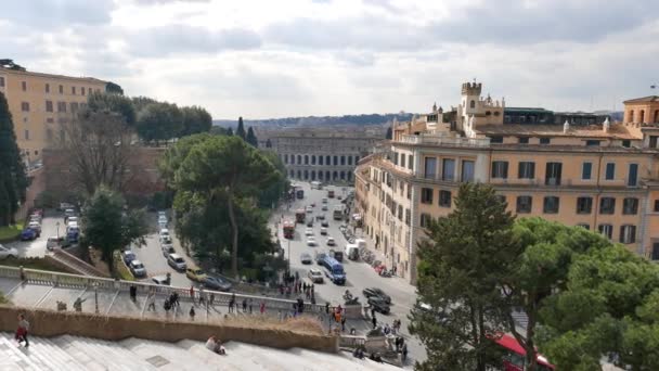 Cordonata 和 D'Aracoeli 广场。罗马，意大利 — 图库视频影像