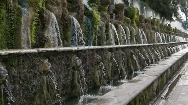 Fuentes de pared. Villa d 'Este. Tivoli. — Vídeos de Stock