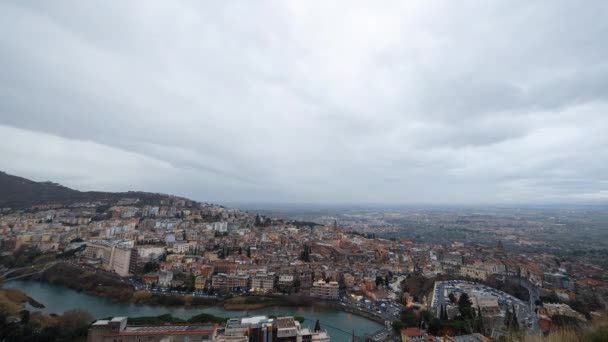 Regn på solnedgången, Tivoli, Italien — Stockvideo