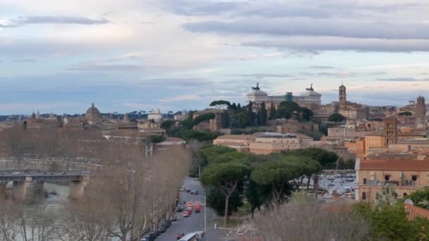 Remblai du Tibre. Rome, Italie — Video