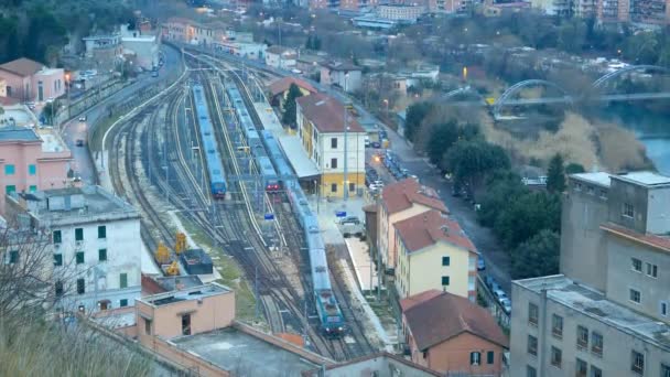 Vertrek treinstation, Tivoli. Italië — Stockvideo